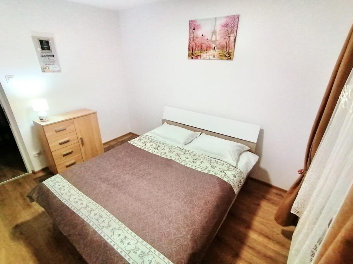 Apartament Cetate Алба Юлия Екстериор снимка
